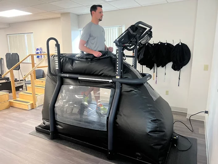 Gravity anti treadmill treadmills alterg stay healthy tech fit high top alter antigravity they do can blog utilizing benefits timetoast Walking on anti gravity new treadmills aid in patient recovery