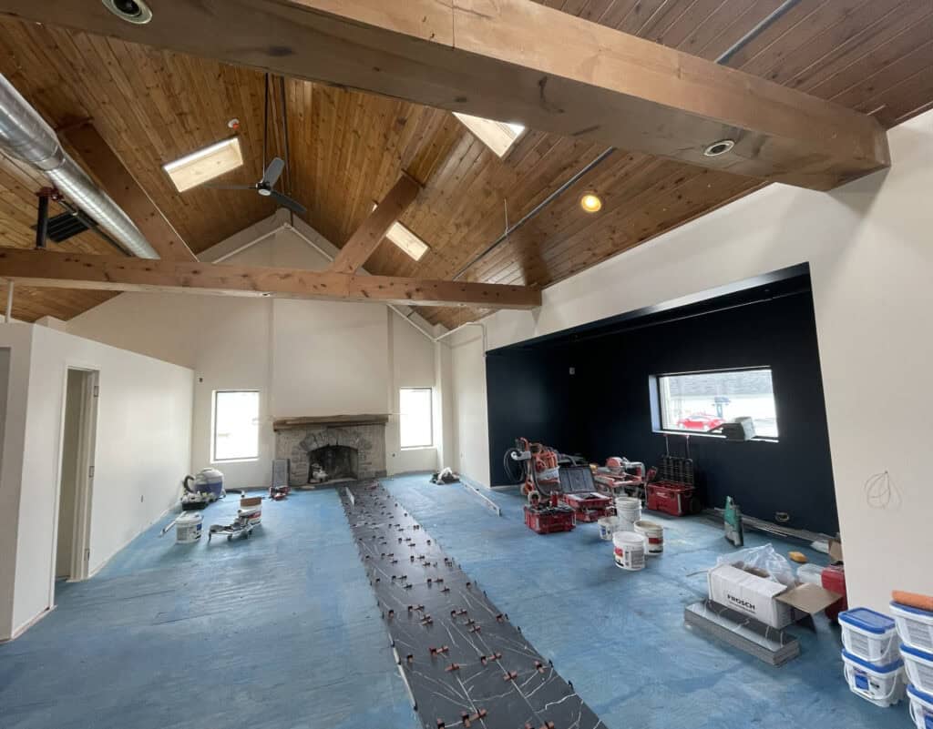 A room with a ceiling that is being renovated.